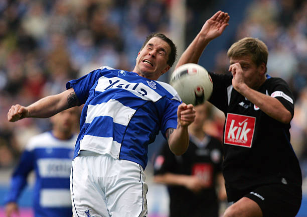 却透出一种 却透出一种